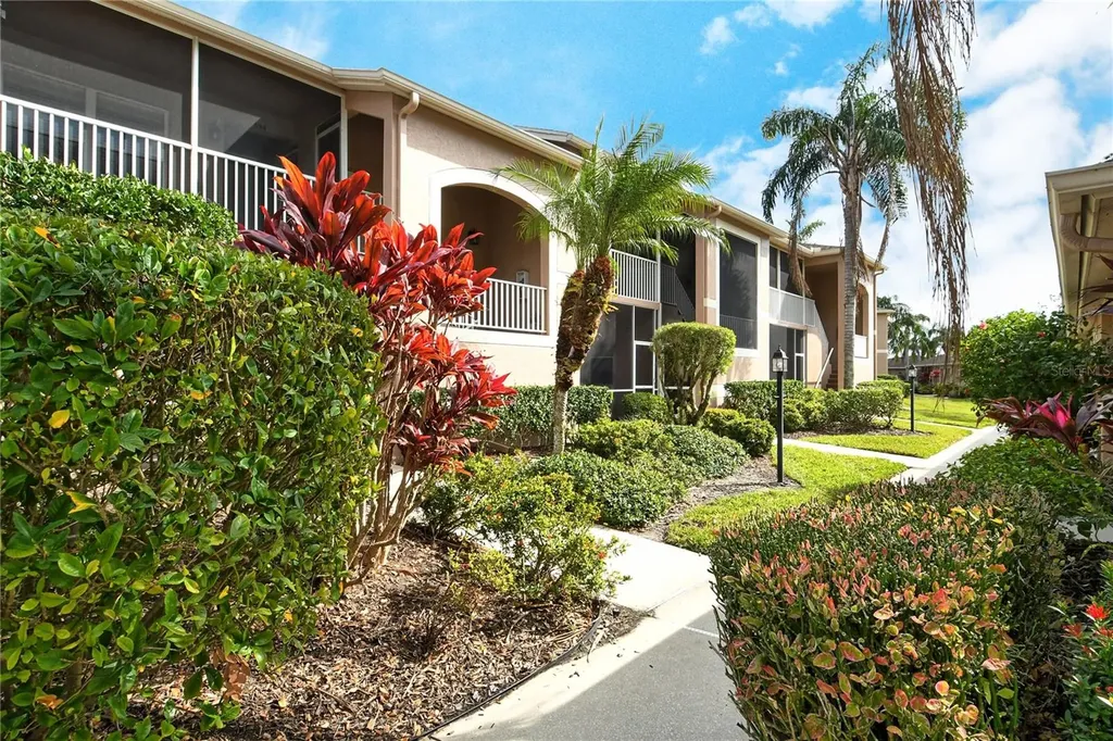 5251 Mahogany Run Avenue Sarasota FL 34241