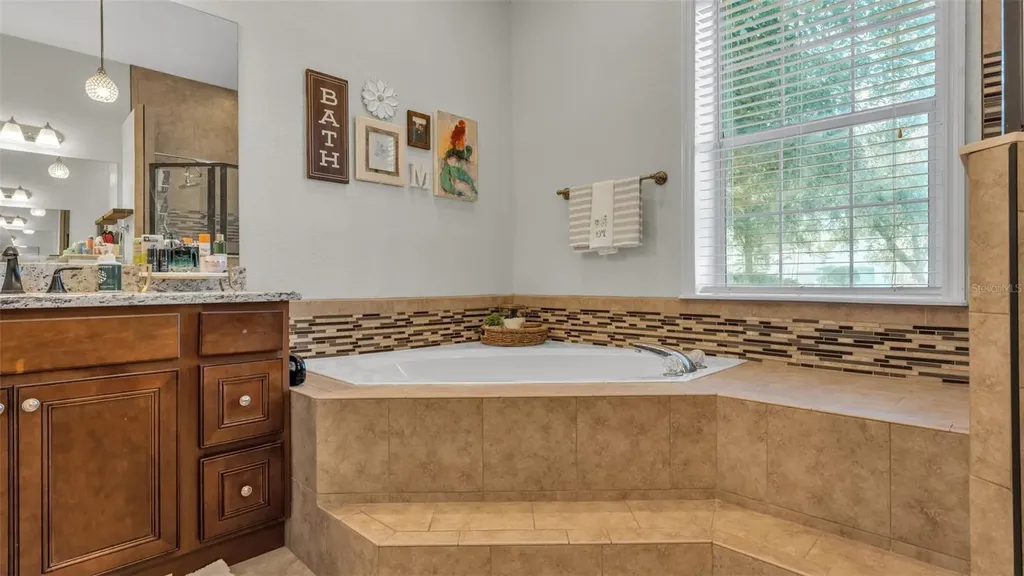 1345 Longoak Dr Drive N Lakeland FL 33811