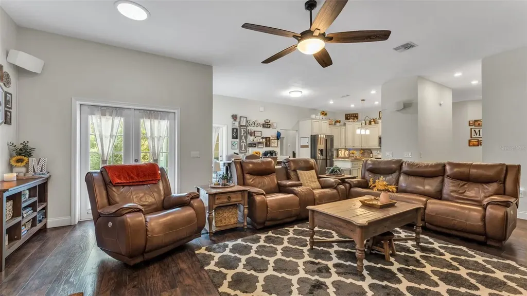 1345 Longoak Dr Drive N Lakeland FL 33811