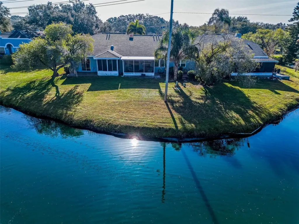 17 Penzance Court Safety Harbor FL 34695