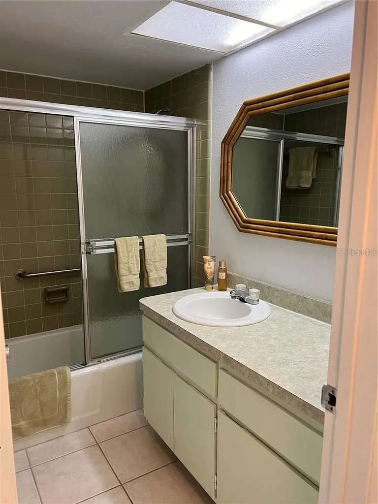 1100 E Bay Drive Largo FL 33770