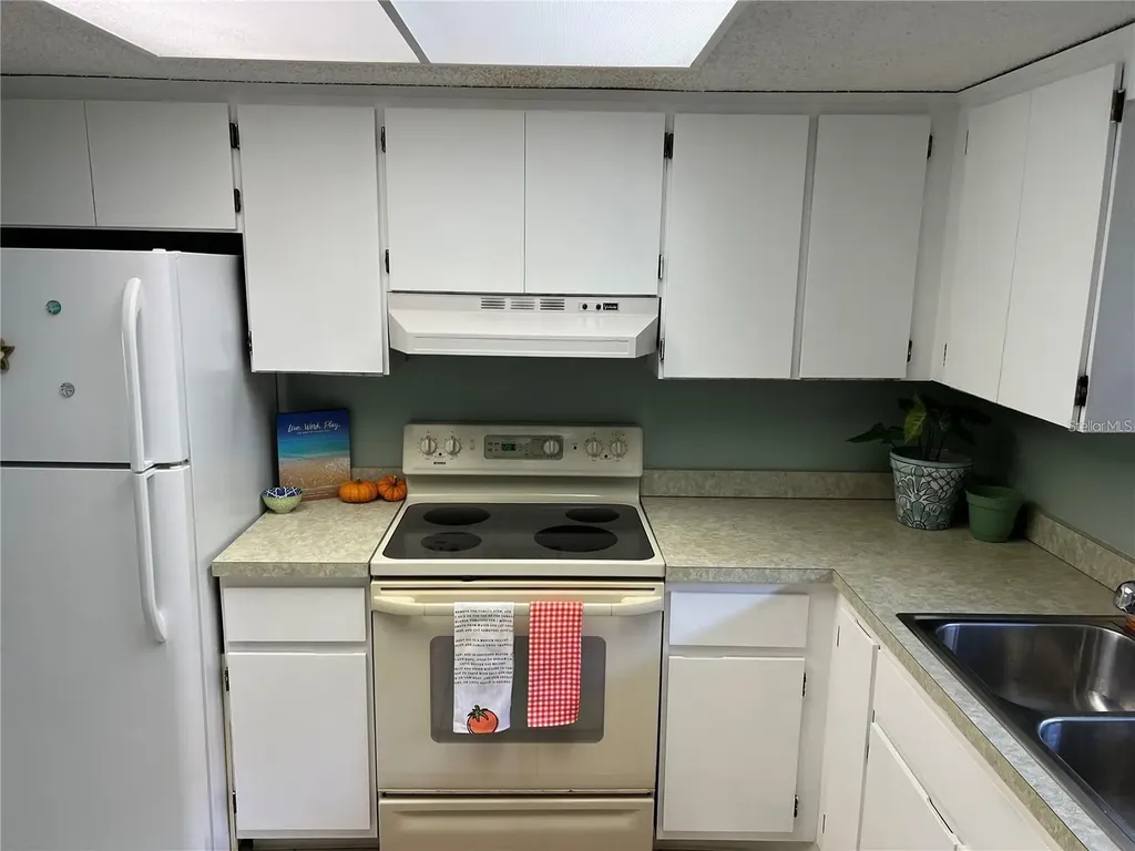 1100 E Bay Drive Largo FL 33770