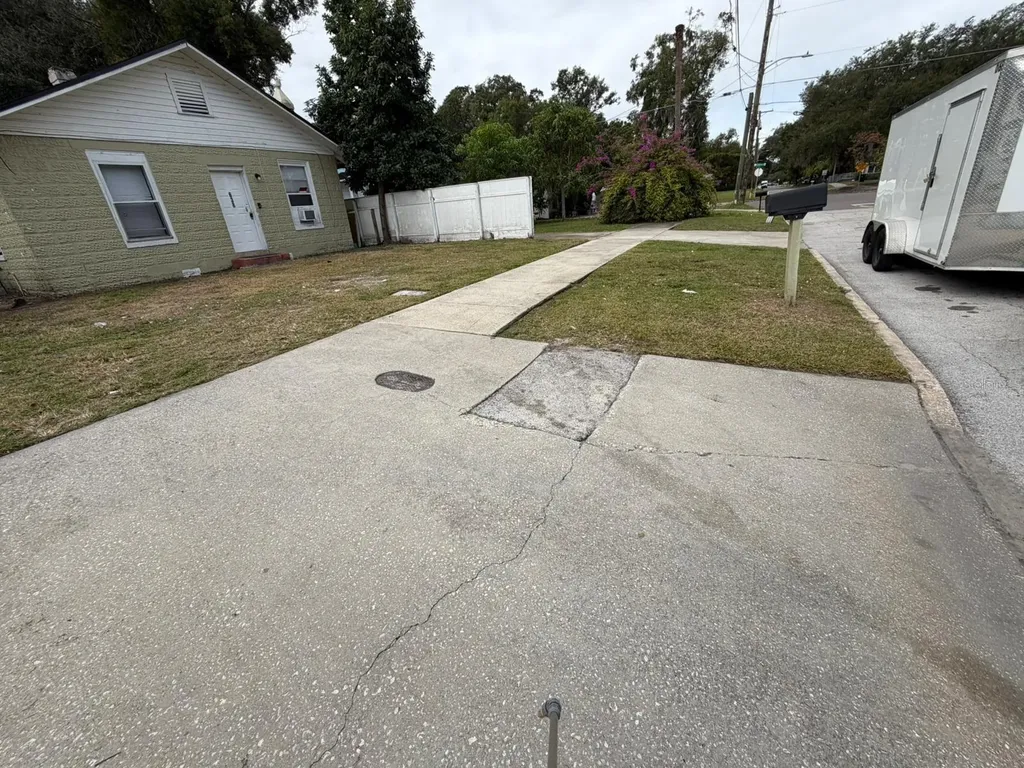 638 Columbia Orlando FL 32805