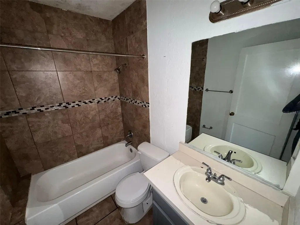 638 Columbia Orlando FL 32805