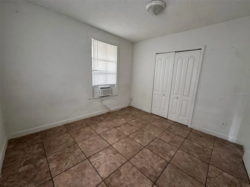 638 Columbia Orlando FL 32805