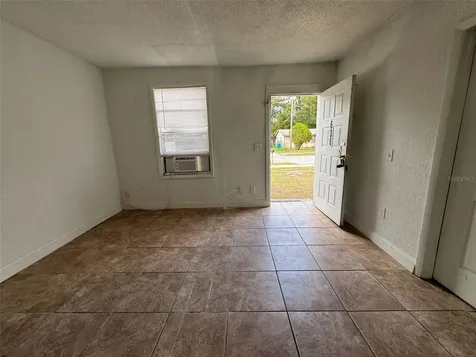638 Columbia Orlando FL 32805