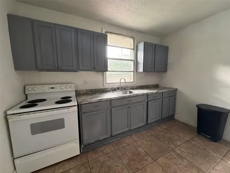 638 Columbia Orlando FL 32805
