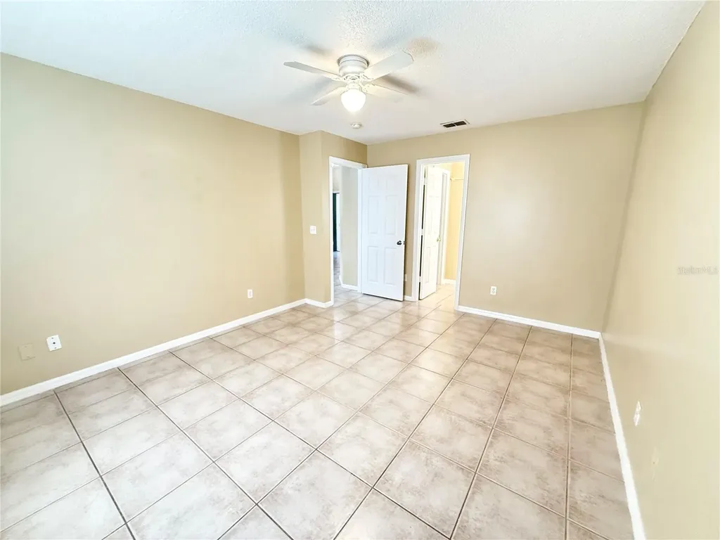4695 Prairie Point Boulevard Kissimmee FL 34746