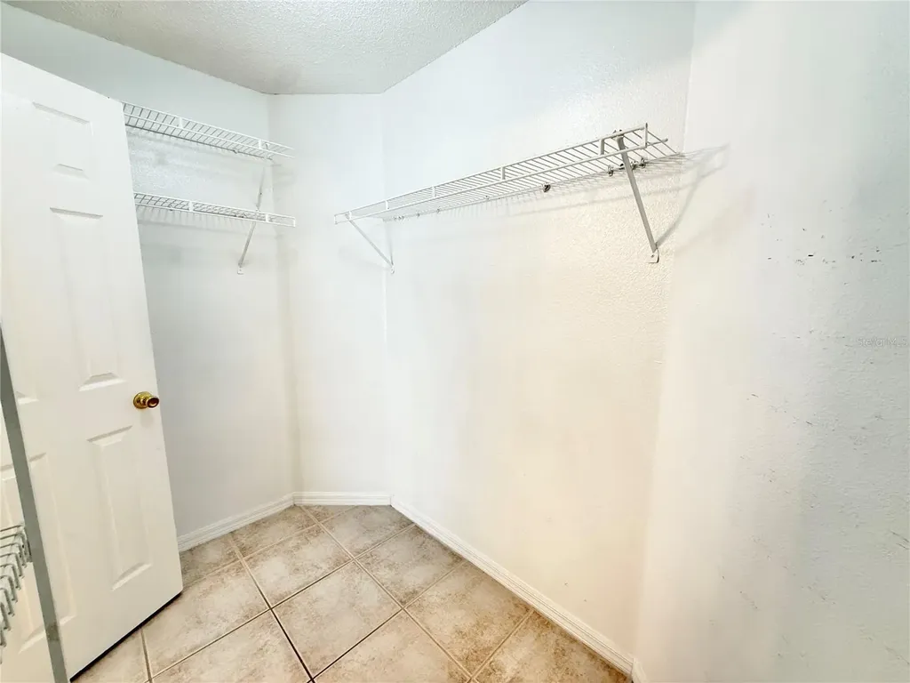 4695 Prairie Point Boulevard Kissimmee FL 34746