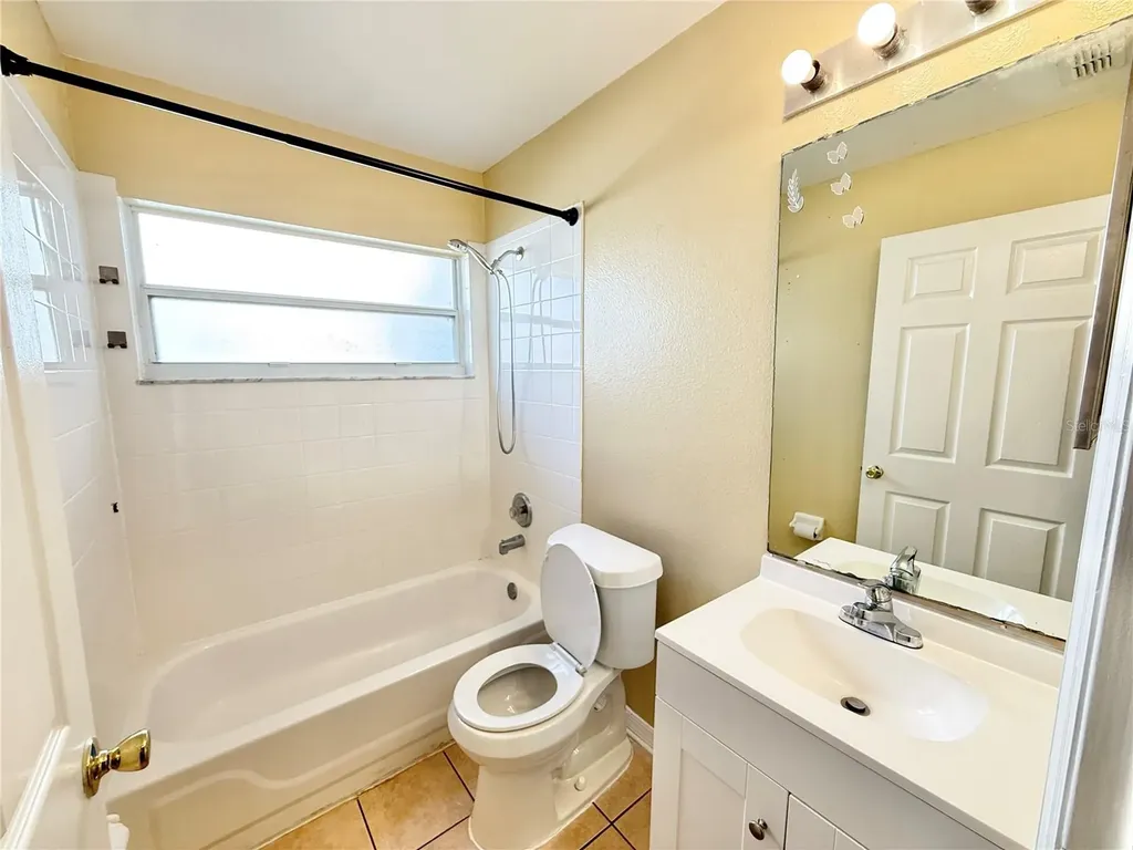4695 Prairie Point Boulevard Kissimmee FL 34746