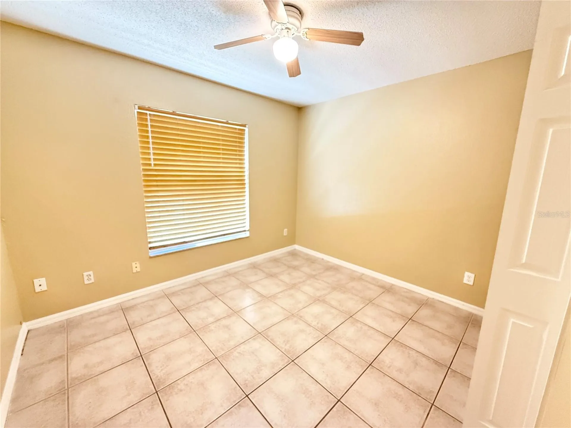 4695 Prairie Point Boulevard Kissimmee FL 34746