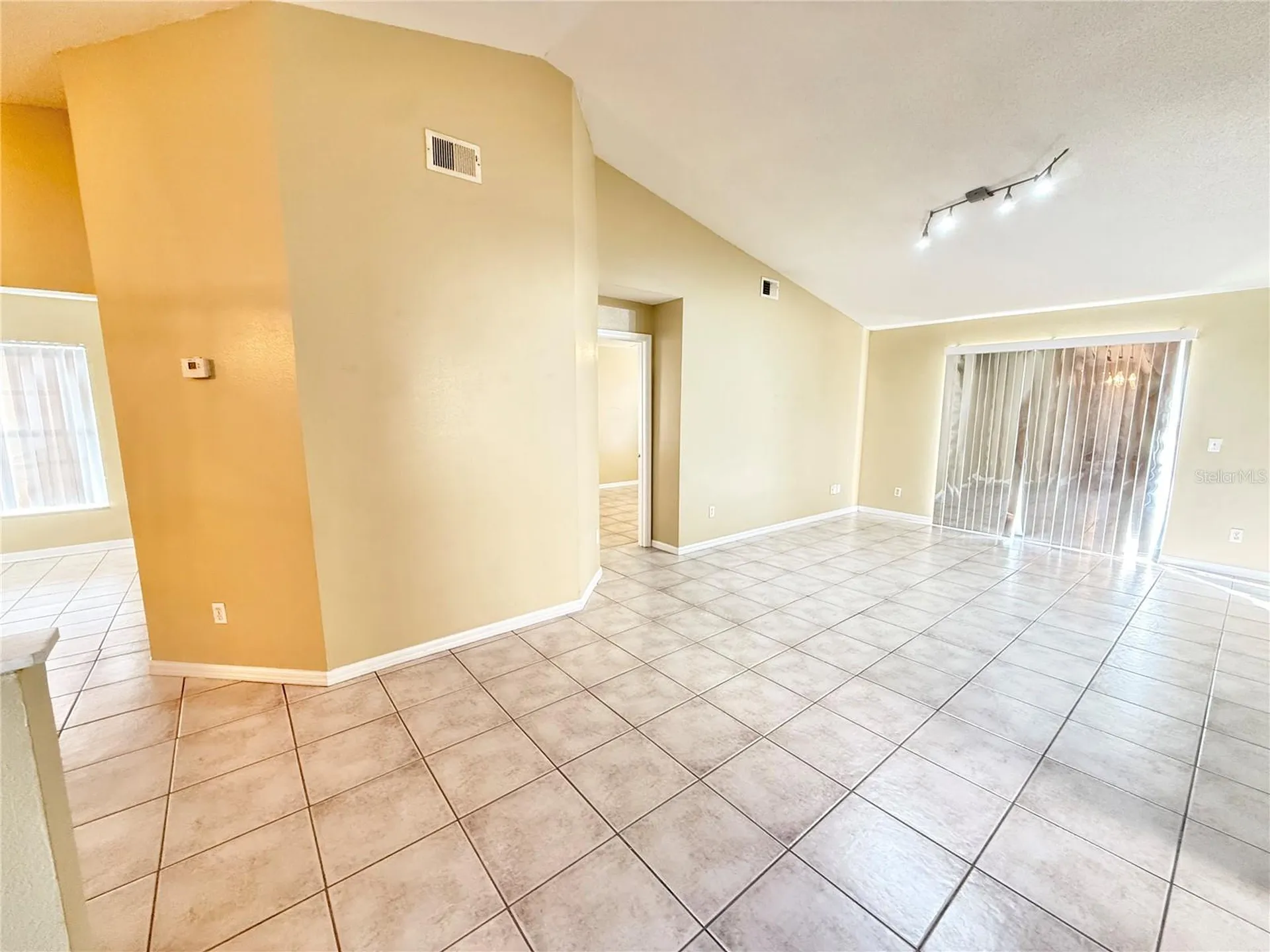 4695 Prairie Point Boulevard Kissimmee FL 34746