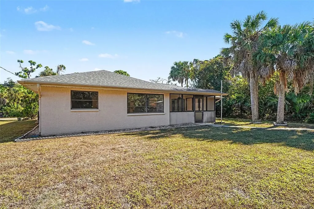 2015 Lucky Street Port Charlotte FL 33948