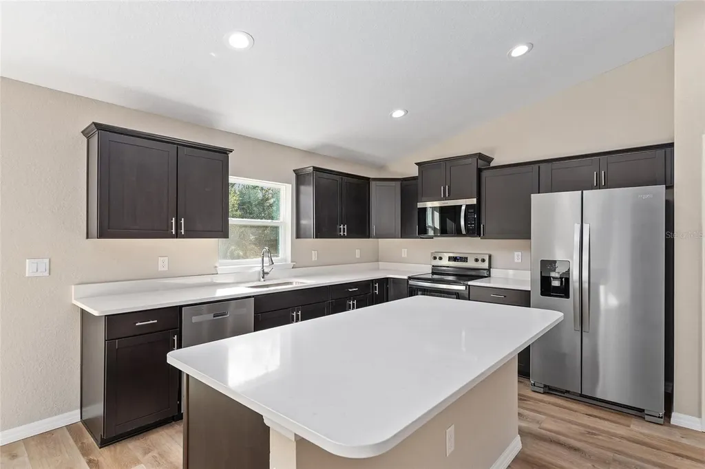 9299 N Hunter Way Dunnellon FL 34433