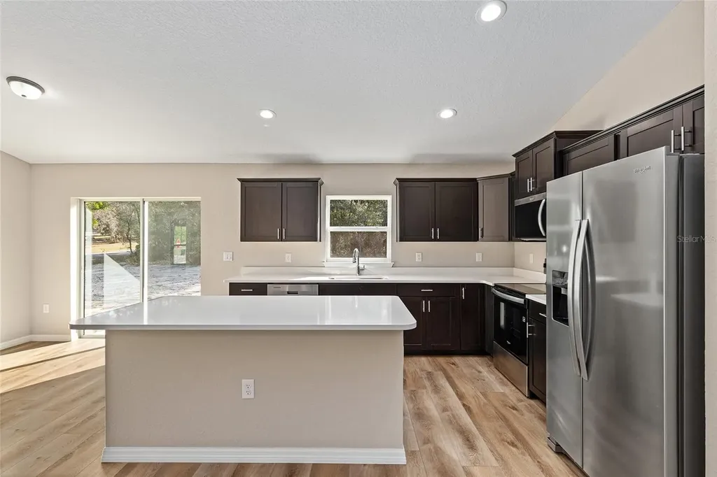 9299 N Hunter Way Dunnellon FL 34433