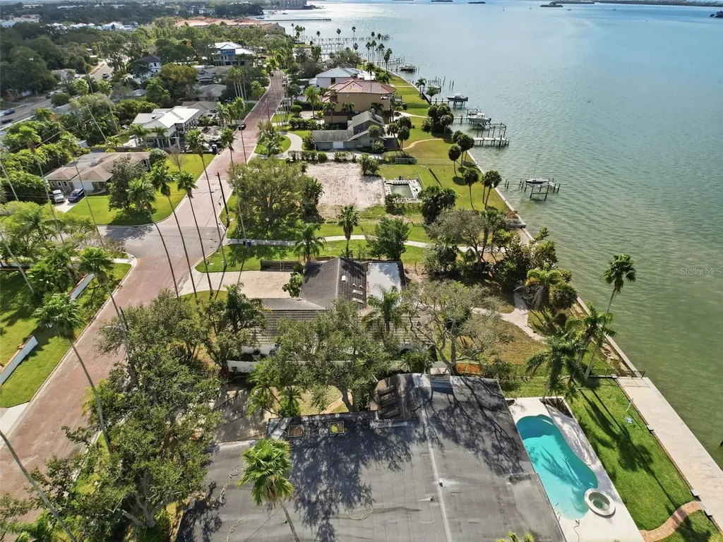 1600 Santa Barbara Drive Dunedin FL 34698