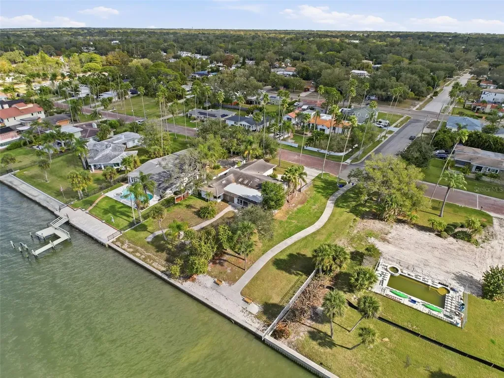 1600 Santa Barbara Drive Dunedin FL 34698