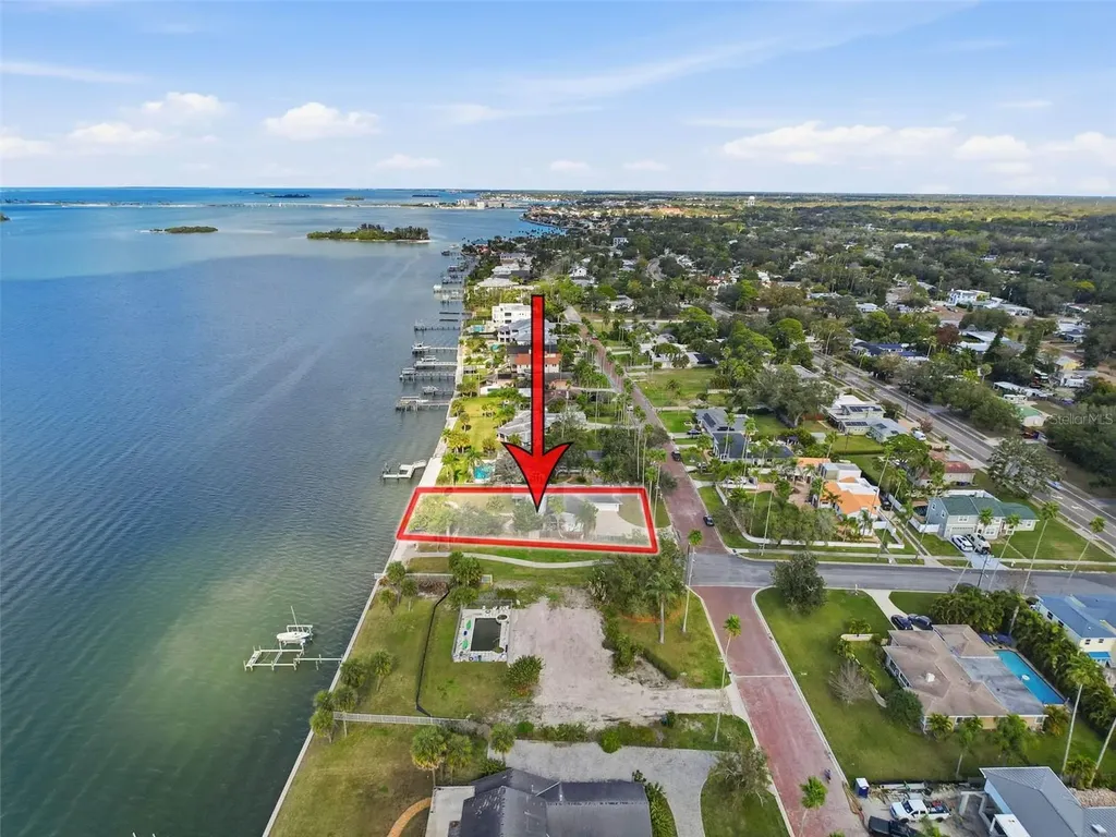 1600 Santa Barbara Drive Dunedin FL 34698