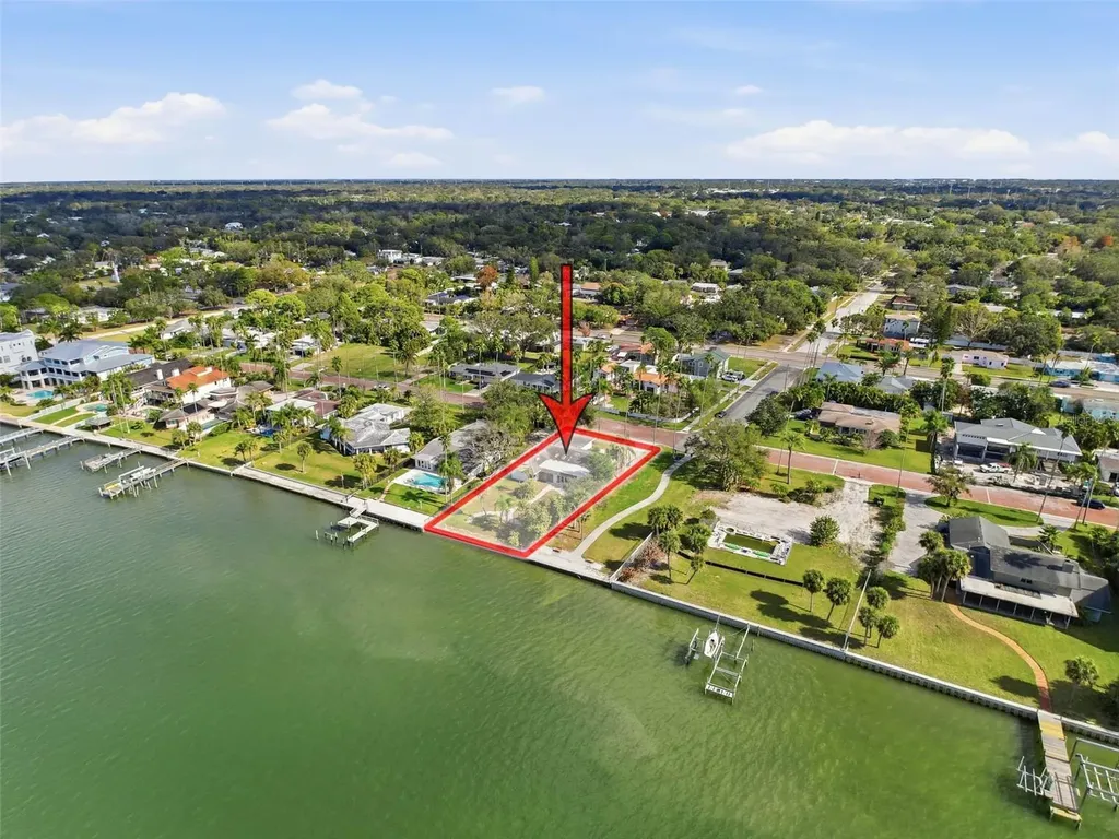1600 Santa Barbara Drive Dunedin FL 34698