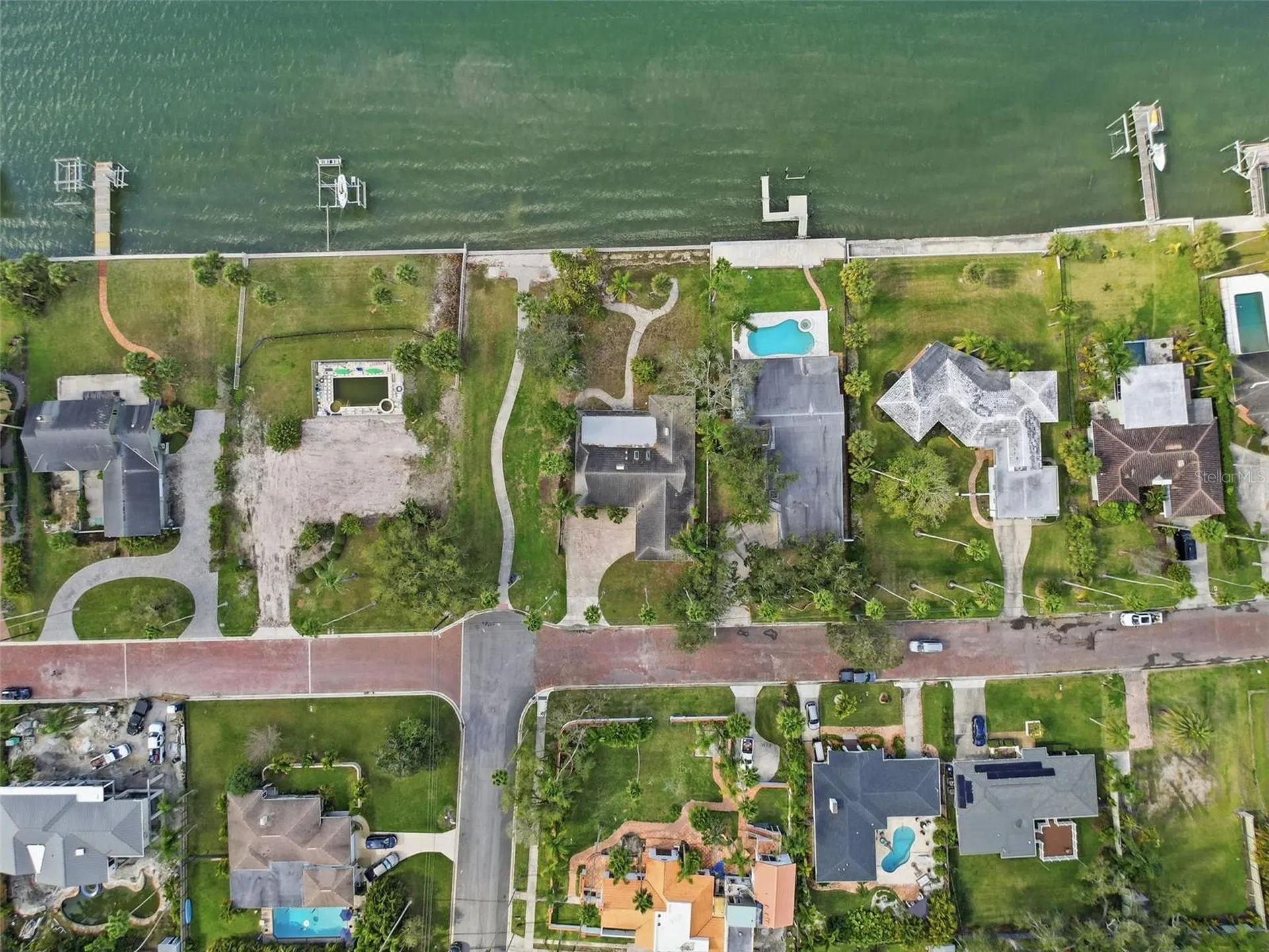 1600 Santa Barbara Drive Dunedin FL 34698