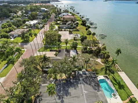 1600 Santa Barbara Drive Dunedin FL 34698