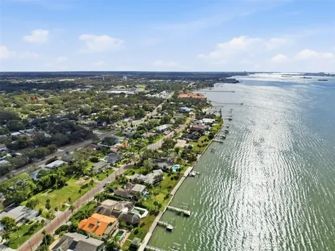1600 Santa Barbara Drive Dunedin FL 34698