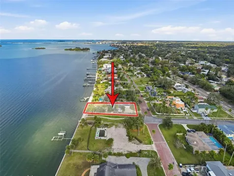 1600 Santa Barbara Drive Dunedin FL 34698