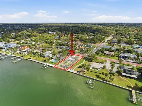 1600 Santa Barbara Drive Dunedin FL 34698