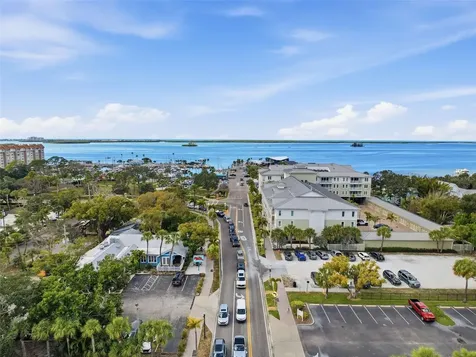 1600 Santa Barbara Drive Dunedin FL 34698