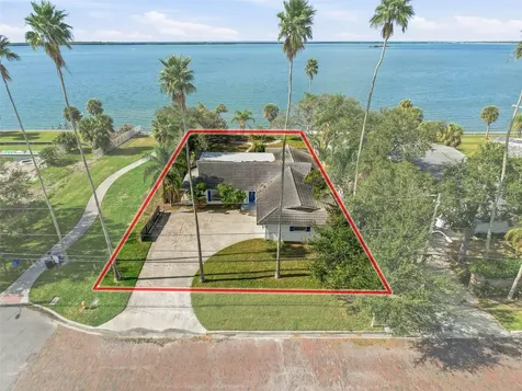 1600 Santa Barbara Drive Dunedin FL 34698