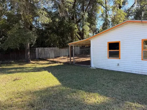 24621 Doc Karelas Drive Newberry FL 32669