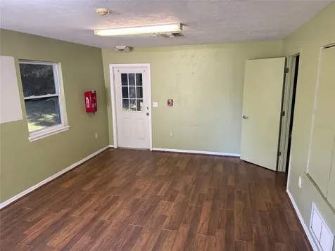 24621 Doc Karelas Drive Newberry FL 32669