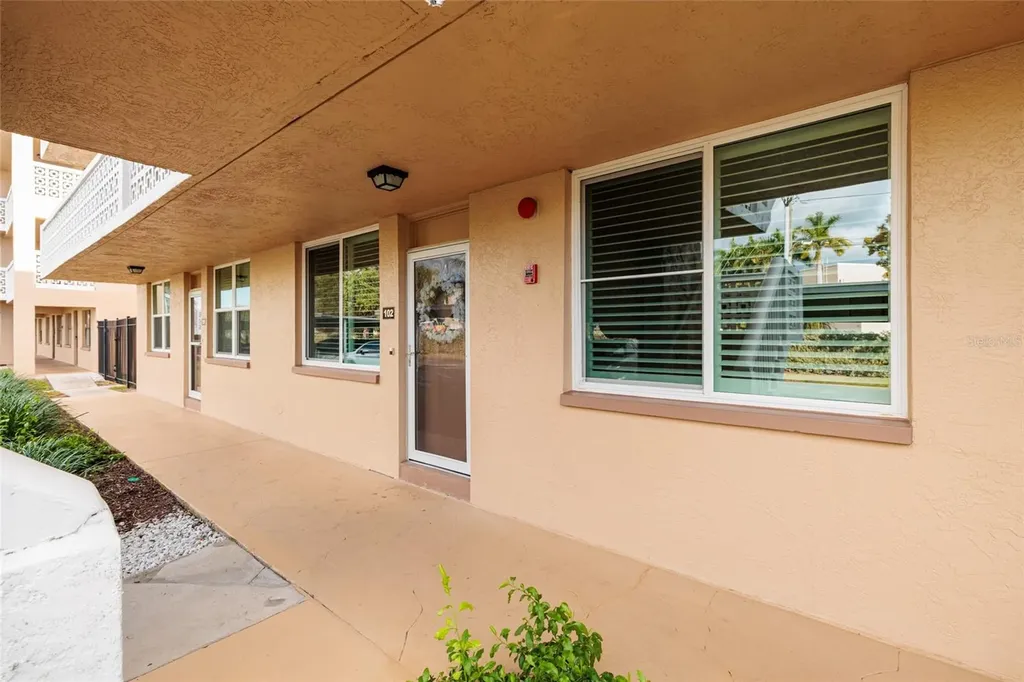 5095 Bay Street NE St Petersburg FL 33703