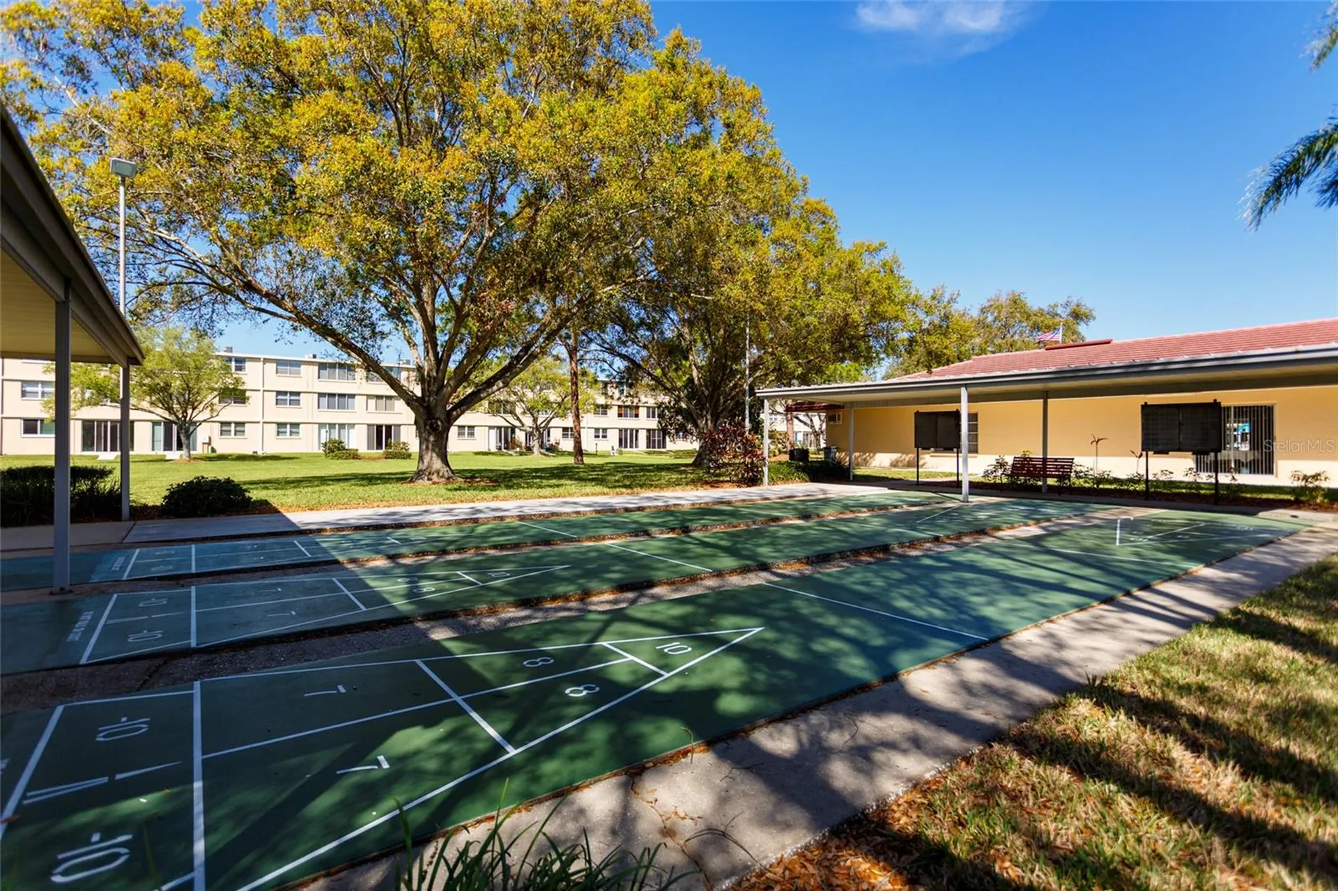 5095 Bay Street NE St Petersburg FL 33703