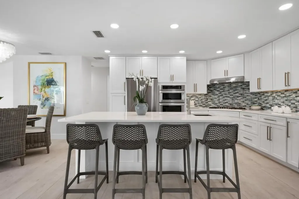 616 Foxworth Lane Holmes Beach FL 34217