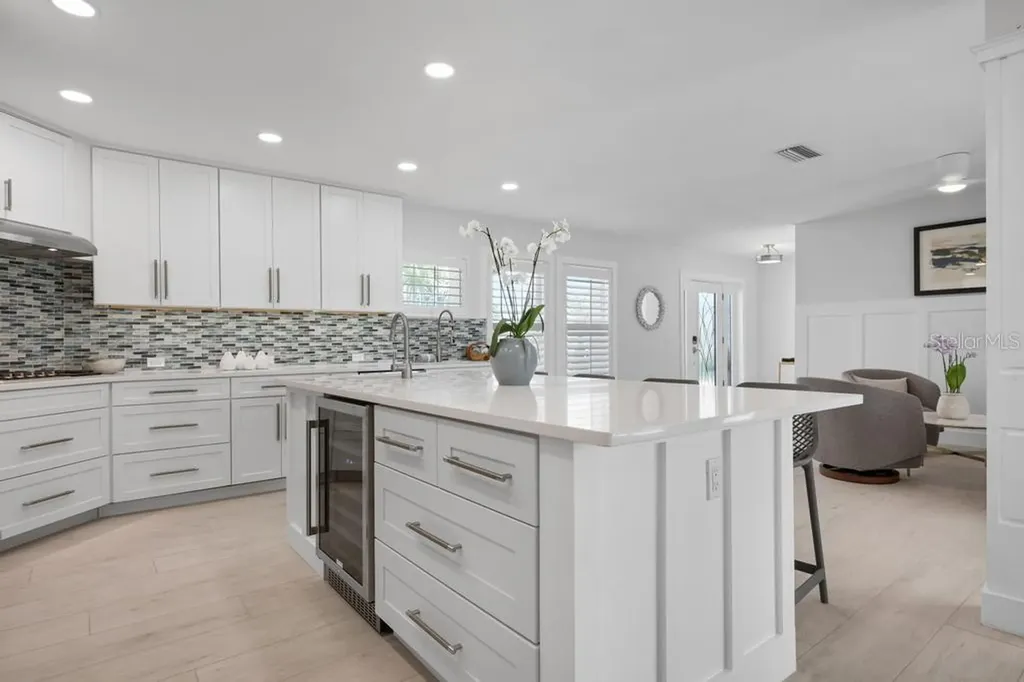 616 Foxworth Lane Holmes Beach FL 34217