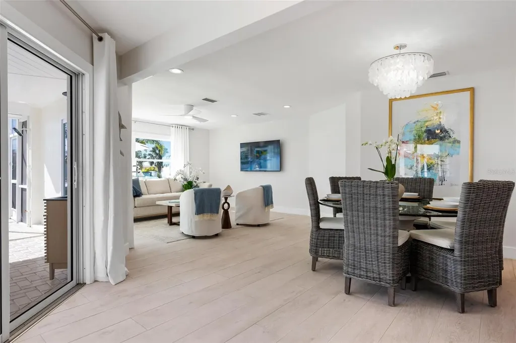 616 Foxworth Lane Holmes Beach FL 34217