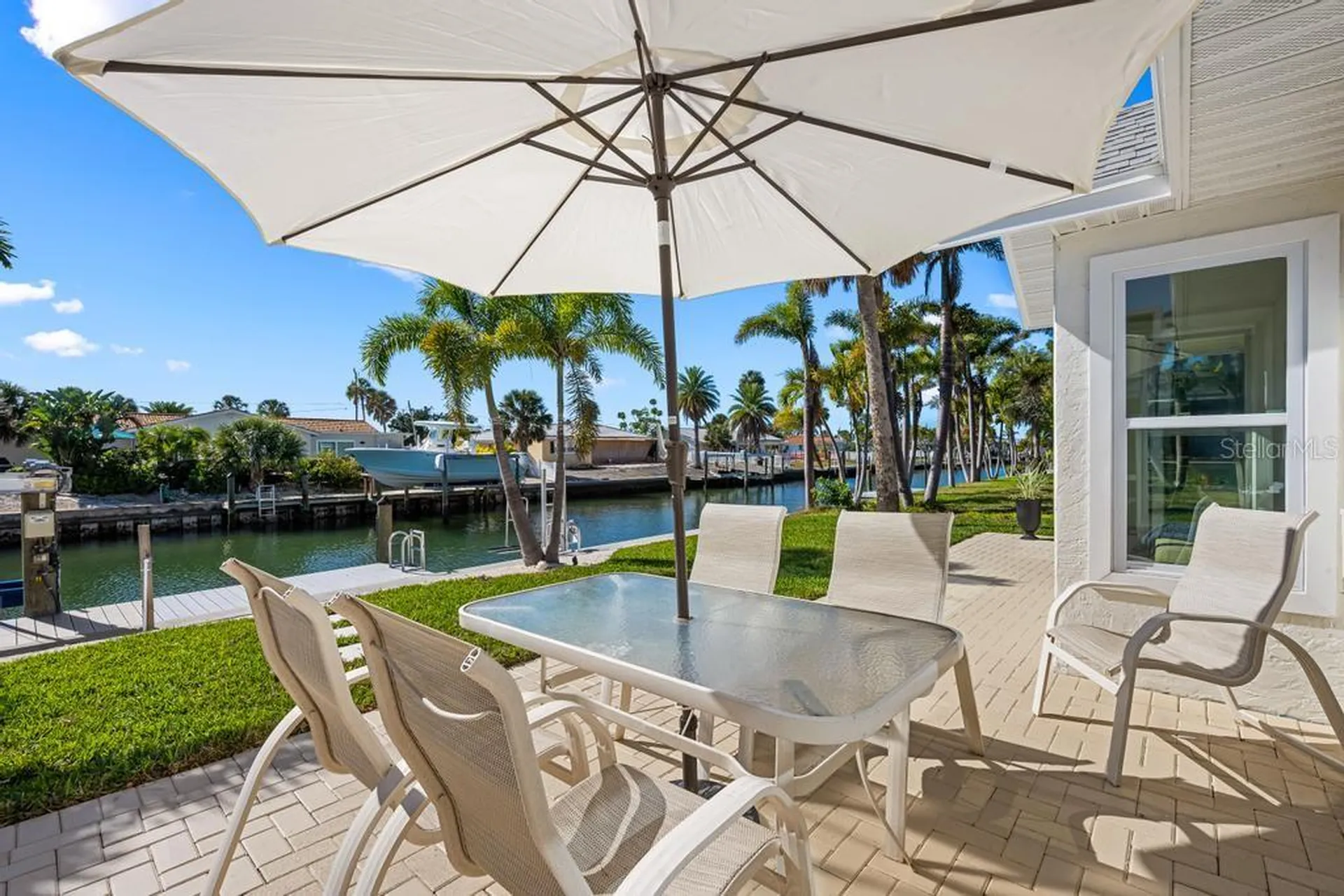 616 Foxworth Lane Holmes Beach FL 34217