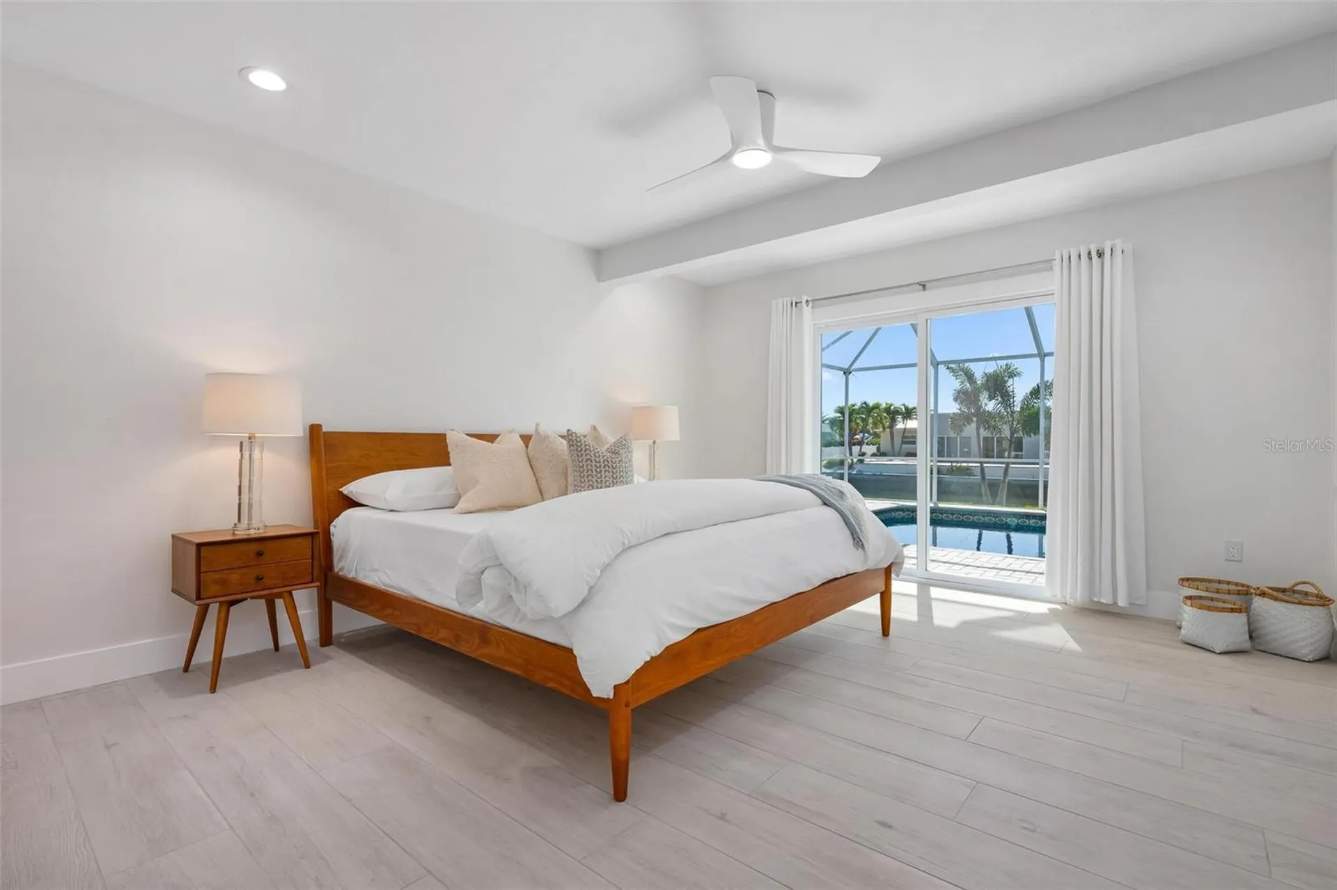 616 Foxworth Lane Holmes Beach FL 34217