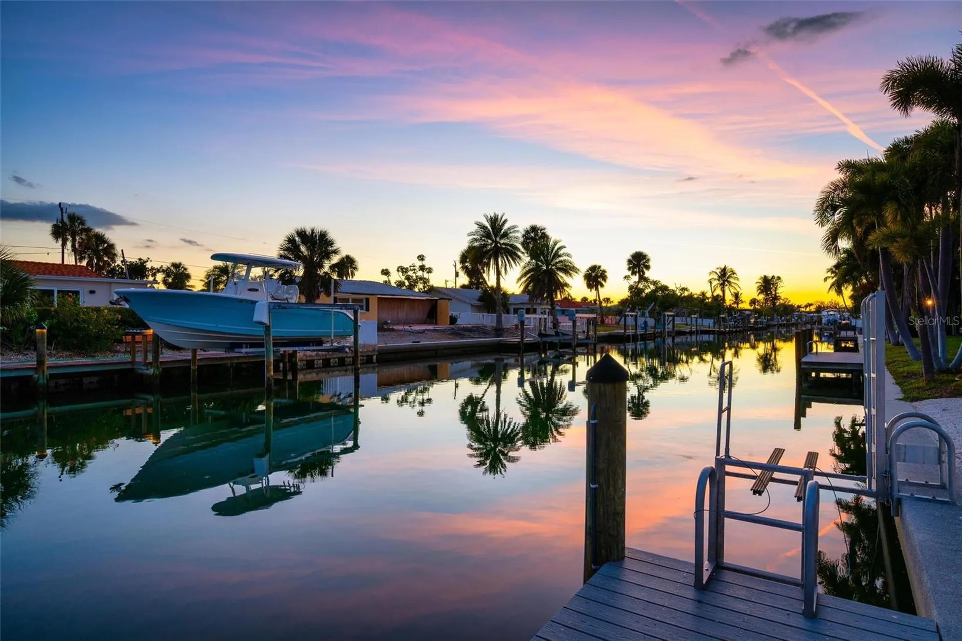 616 Foxworth Lane Holmes Beach FL 34217