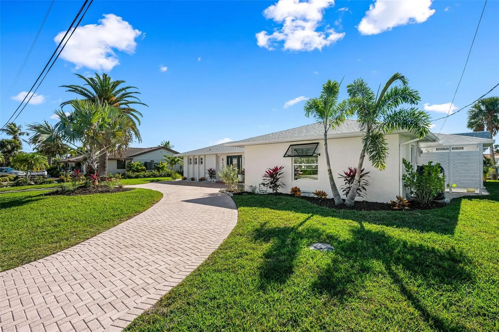 616 Foxworth Lane Holmes Beach FL 34217