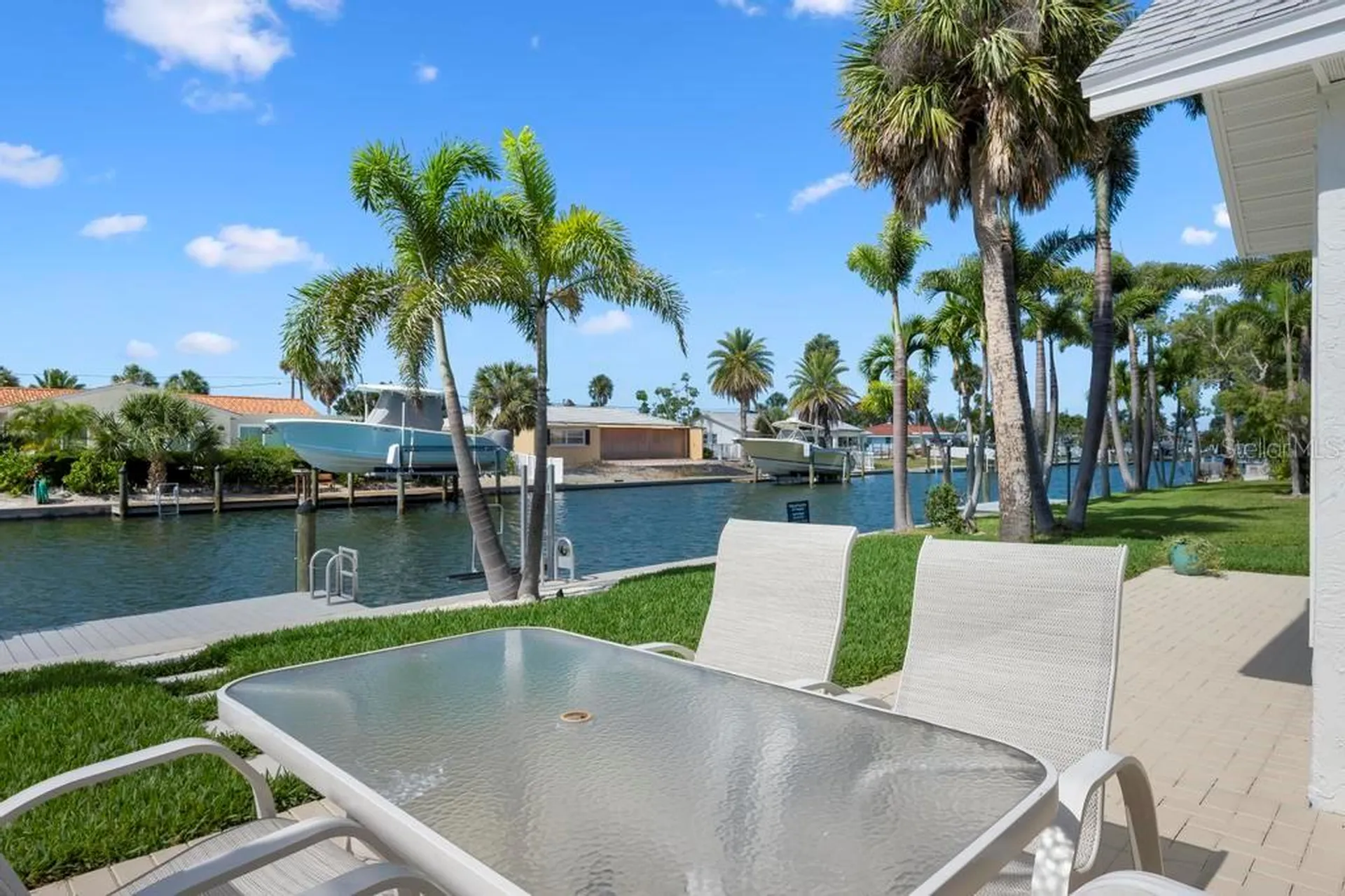 616 Foxworth Lane Holmes Beach FL 34217