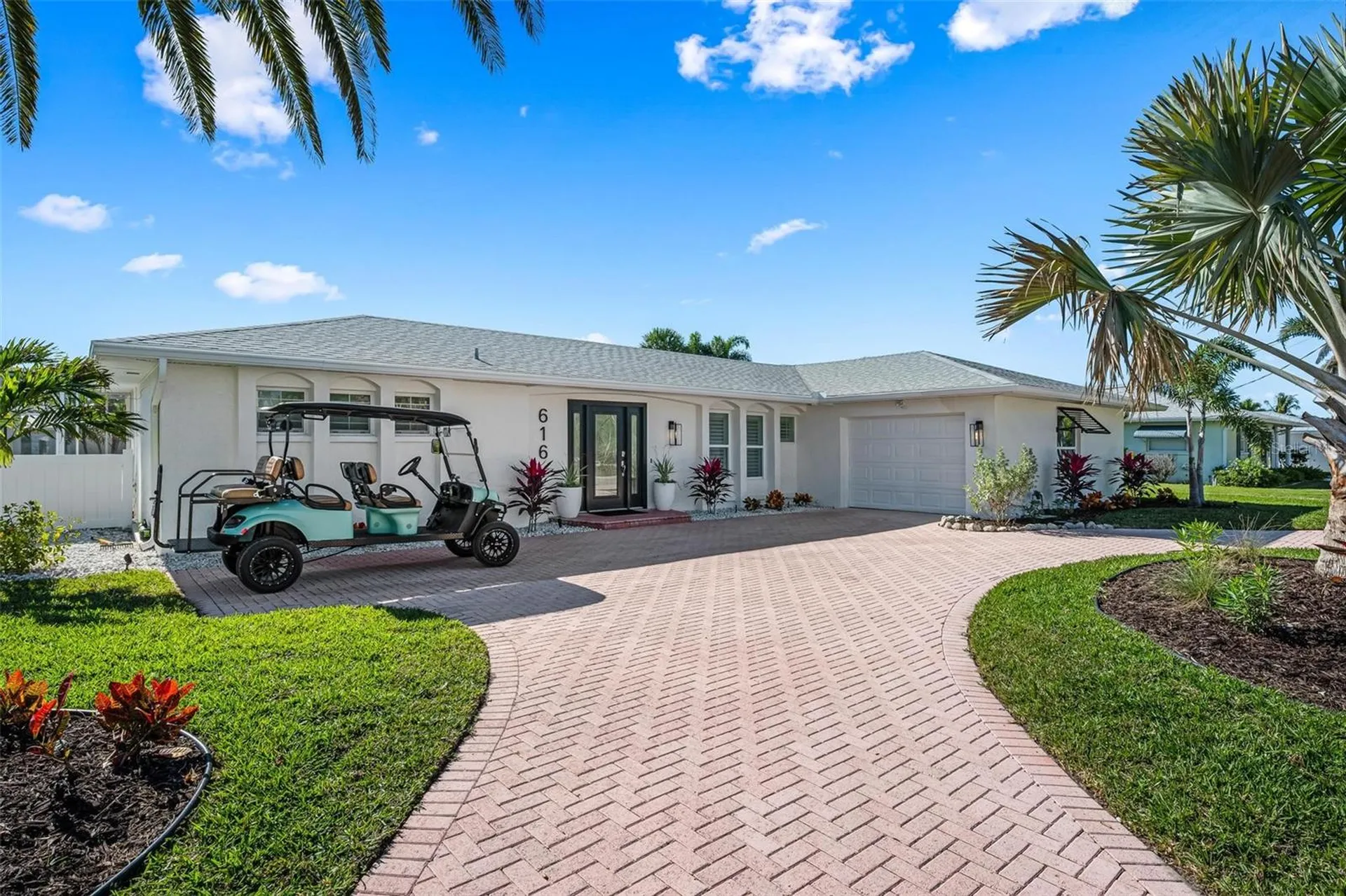 616 Foxworth Lane Holmes Beach FL 34217
