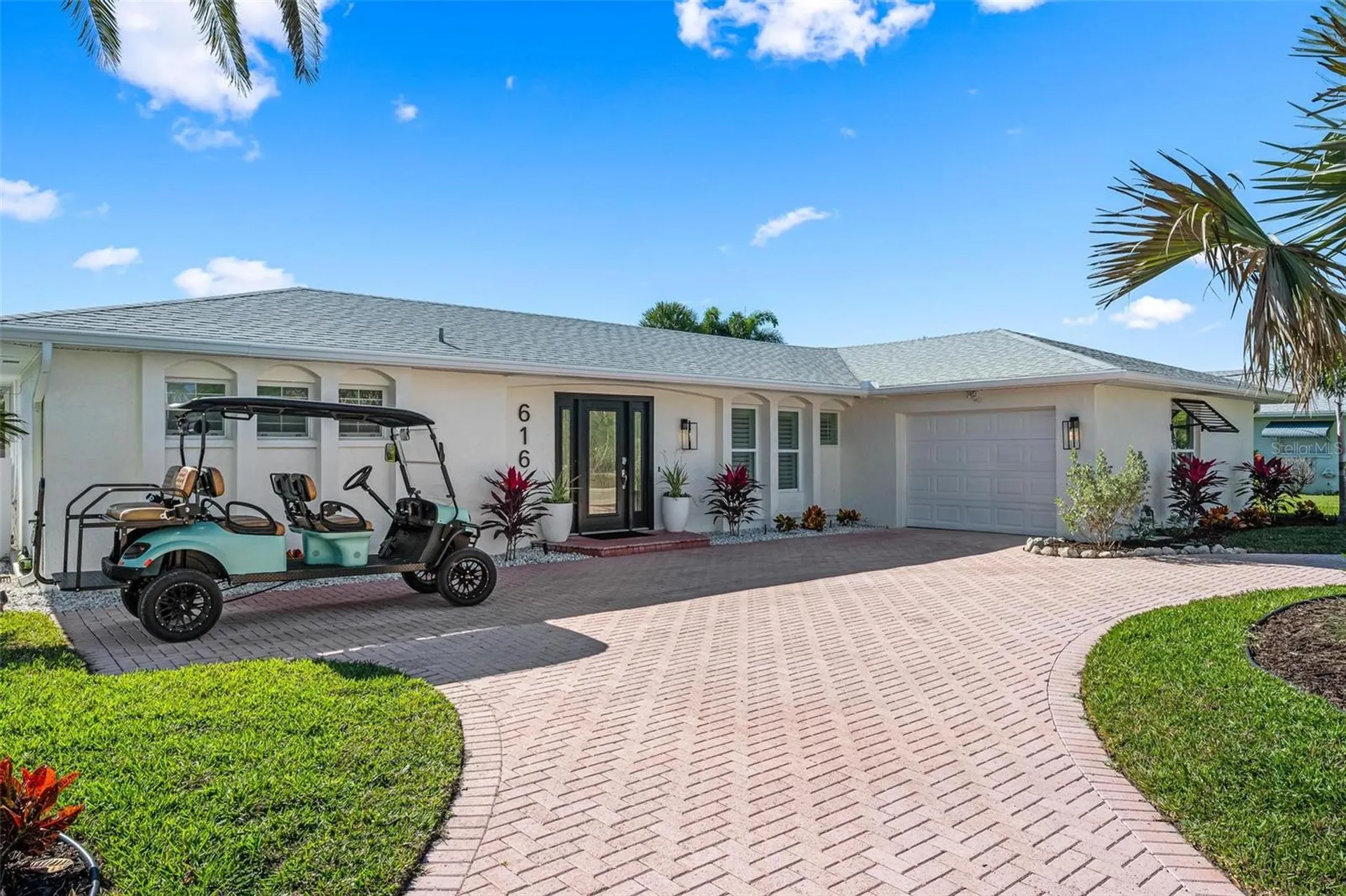 616 Foxworth Lane Holmes Beach FL 34217
