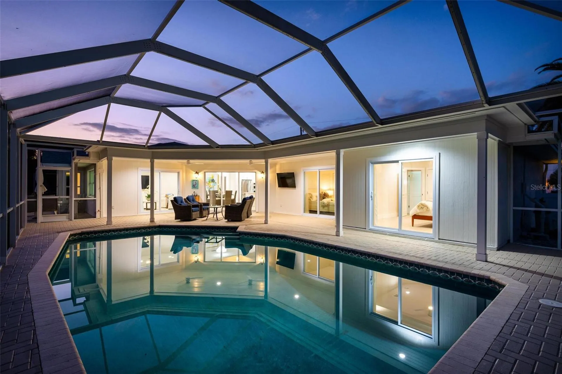 616 Foxworth Lane Holmes Beach FL 34217