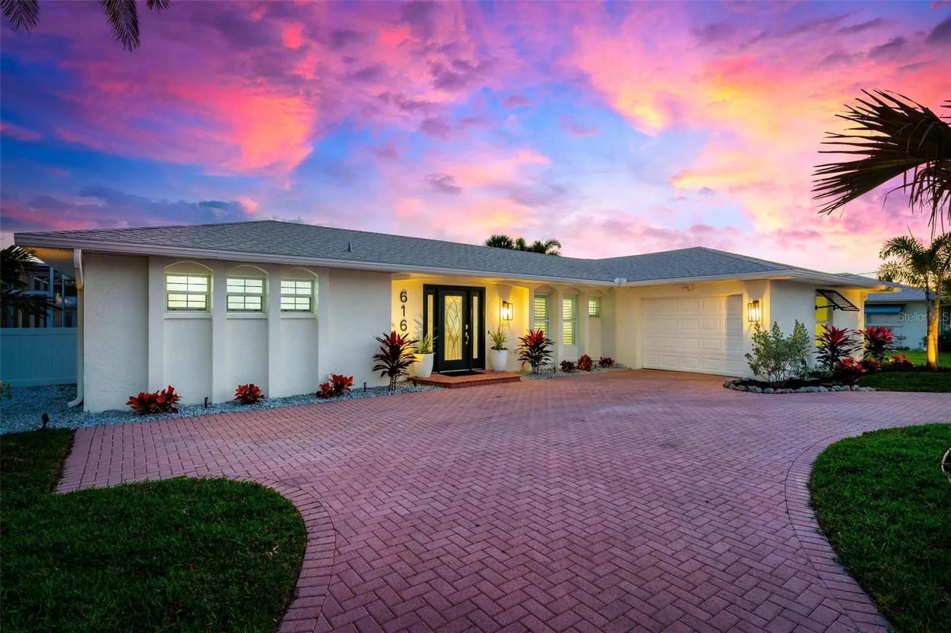 616 Foxworth Lane Holmes Beach FL 34217