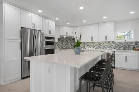616 Foxworth Lane Holmes Beach FL 34217