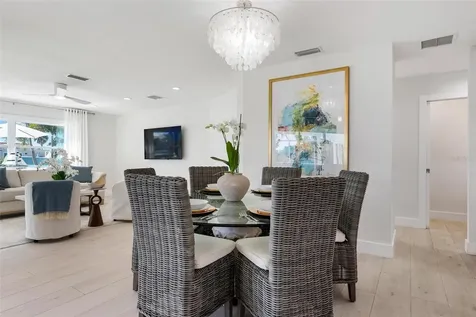 616 Foxworth Lane Holmes Beach FL 34217
