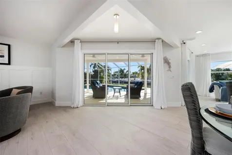 616 Foxworth Lane Holmes Beach FL 34217