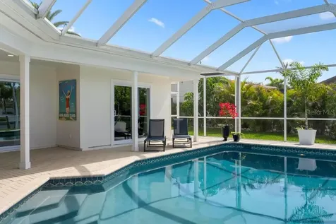616 Foxworth Lane Holmes Beach FL 34217